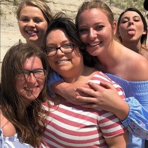 Meet your Posher, Vickie